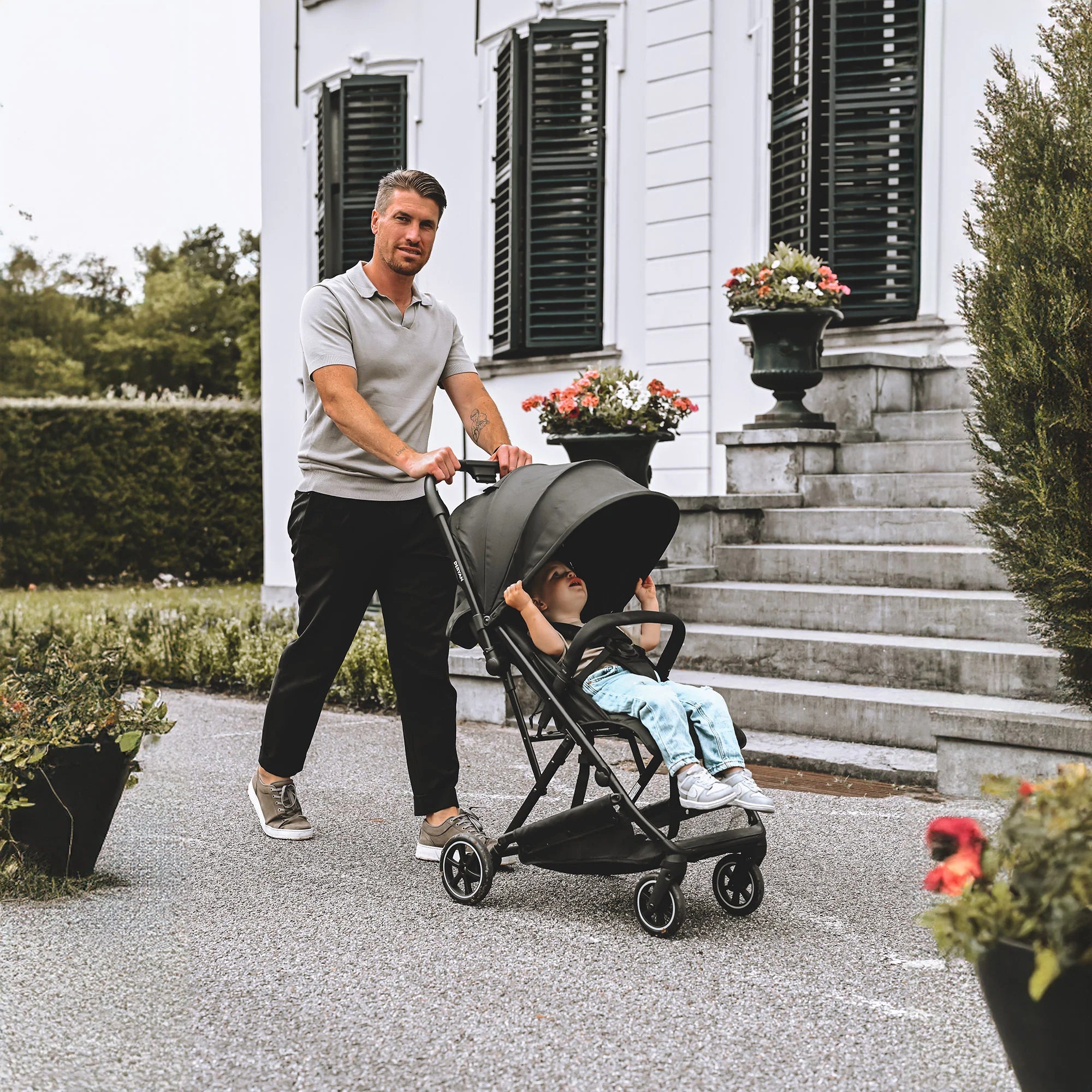 Passeggino leggero Luxe Easy - Nero